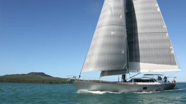 The 28m Yacht SPIRIT