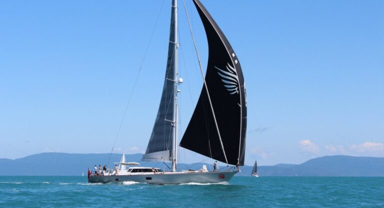 The 28m Yacht SPIRIT