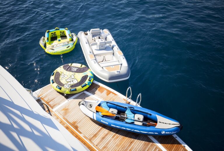 The 28m Yacht SPONTANEOUS