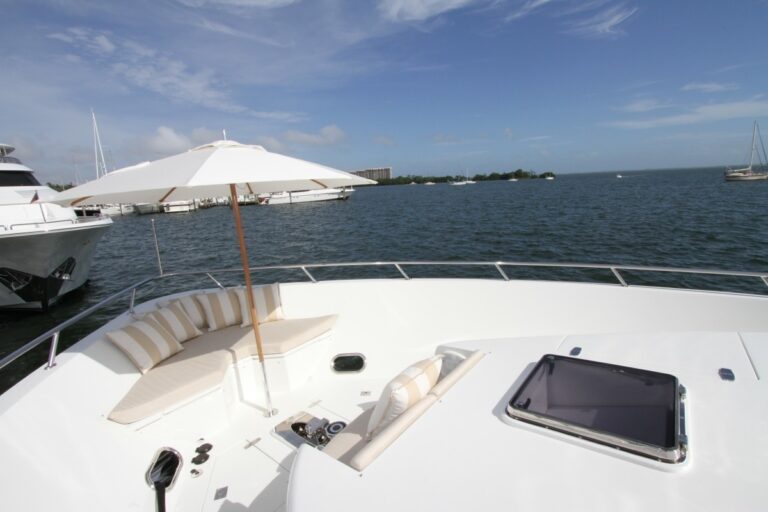 The 28m Yacht STERLING V