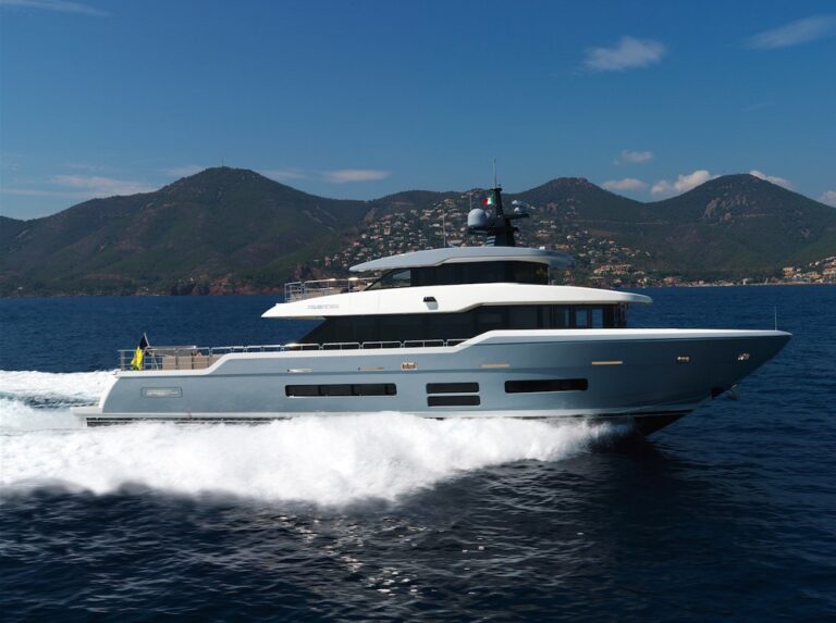 The 28m Yacht TSA TSA