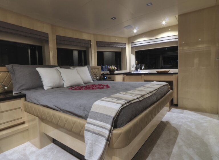 The 28m Yacht TSA TSA