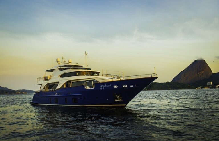 The 28m Yacht ZAPHIRA