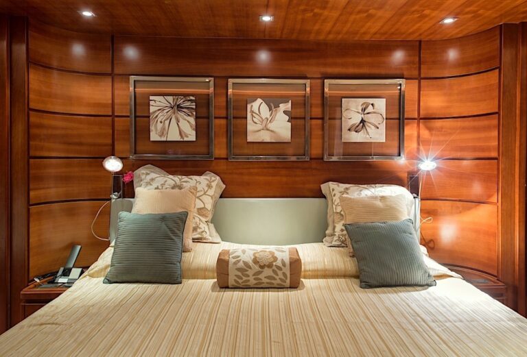 The 29m Yacht ANNE MARIE