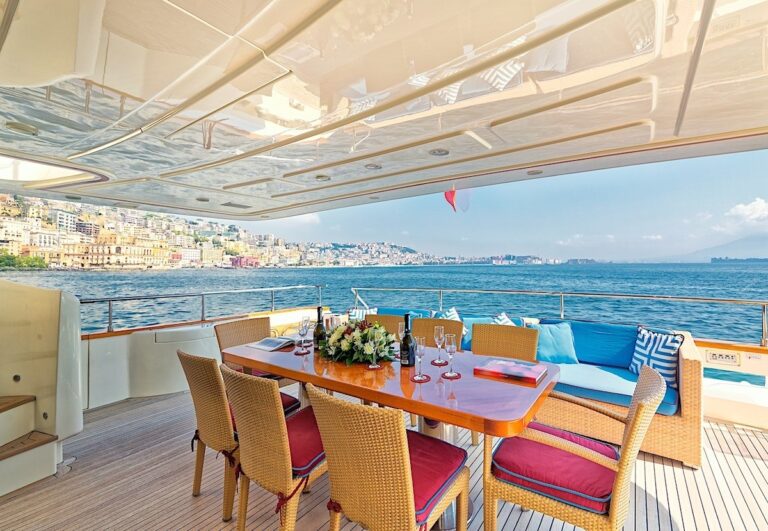 The 29m Yacht ANNE MARIE