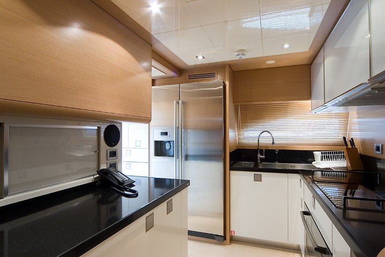 The 29m Yacht AQUAHOLIC