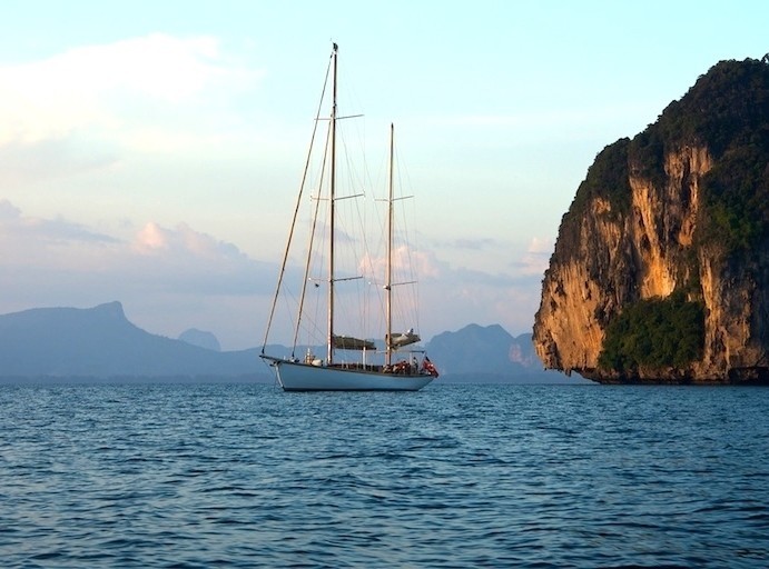 The 29m Yacht AVENTURE