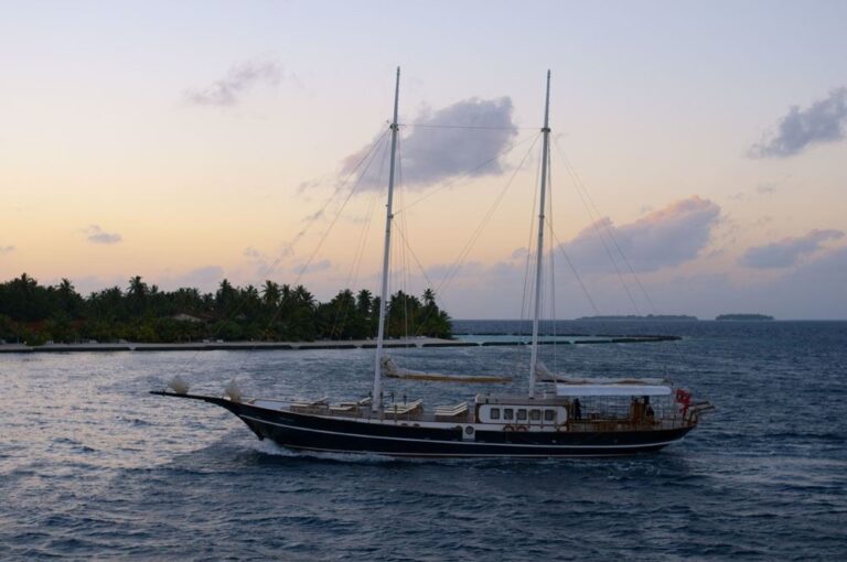 The 29m Yacht DREAM VOYAGER