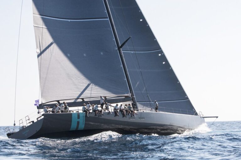 The 29m Yacht OPEN SEASON