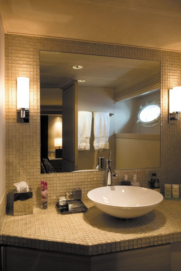 ensuite bathroom