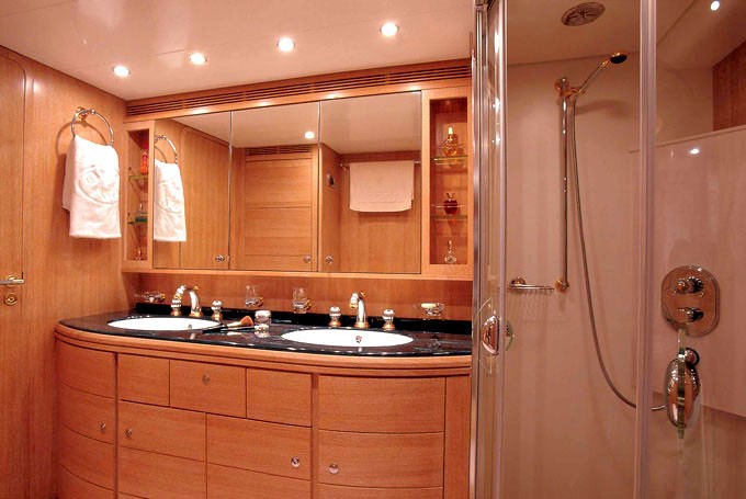The 29m Yacht SHENU