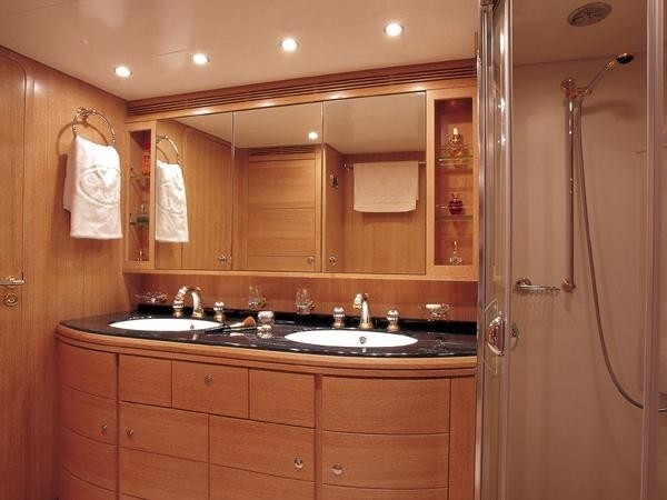 The 29m Yacht SHENU