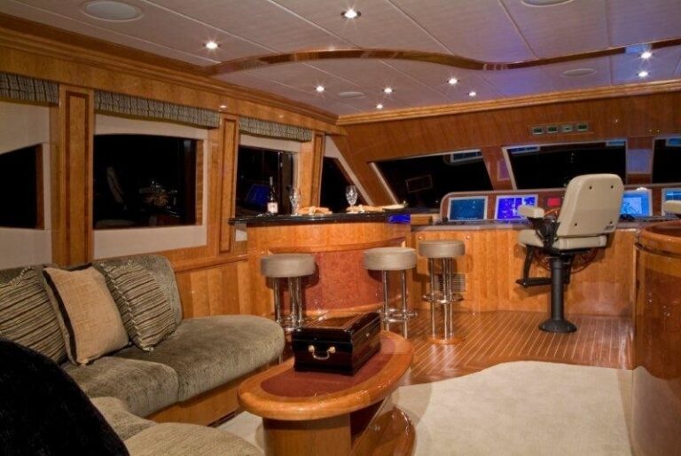 The 29m Yacht TIGERS EYE