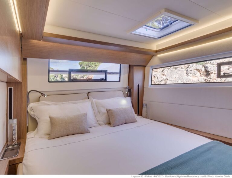 Guest cabin