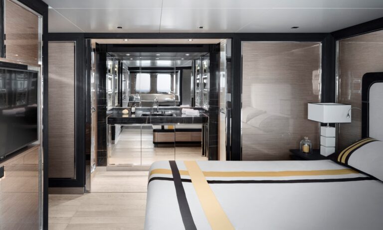 Full beam lower deck master suite