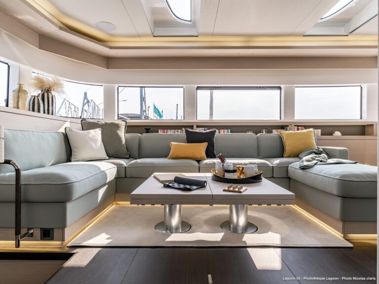 Main salon lounge layout