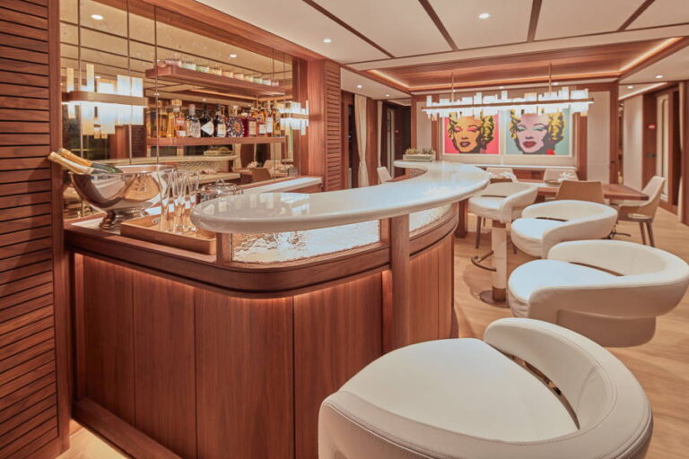Bar view forward