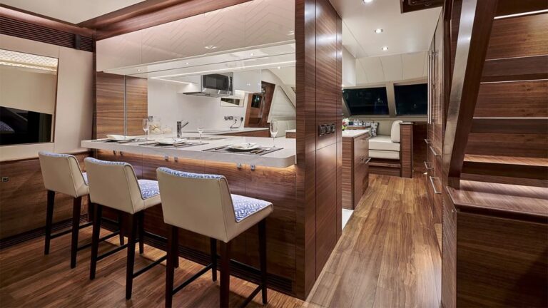 Open galley bar