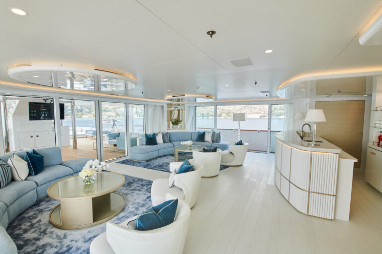 Owner's suite lounge and bar