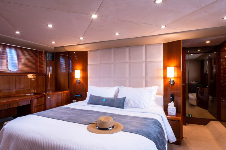 Master suite