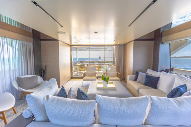 Main Salon lounge view aft