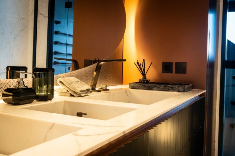 Ensuite