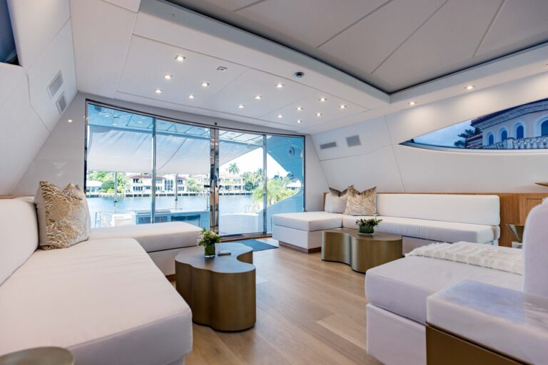 Main Salon View Aft