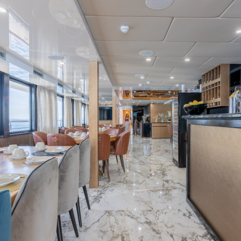 Dining Salon