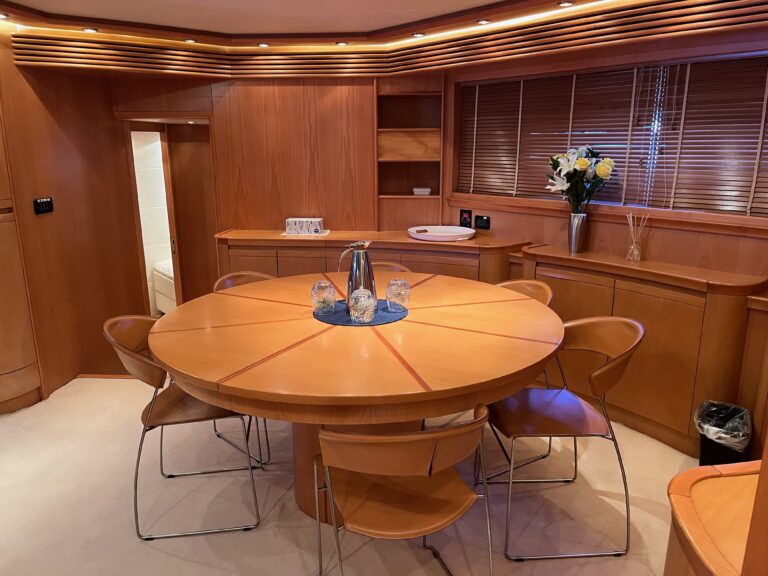 Main Deck Salon Dining