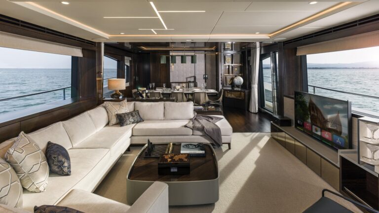 Main Salon View Forward