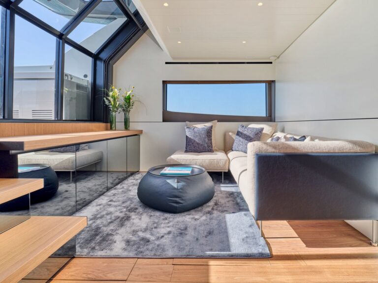 Sunroom Style Salon