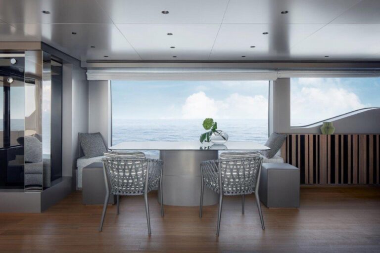 Main Salon Dining (sistership)