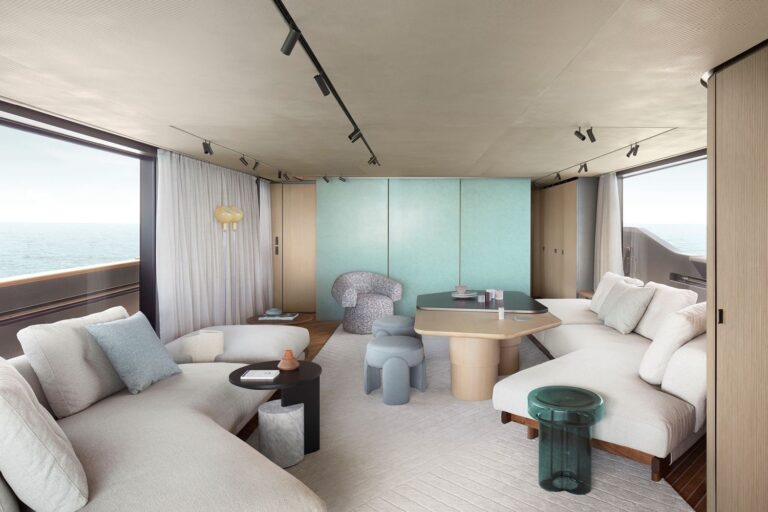 Main Salon With Flexible Table