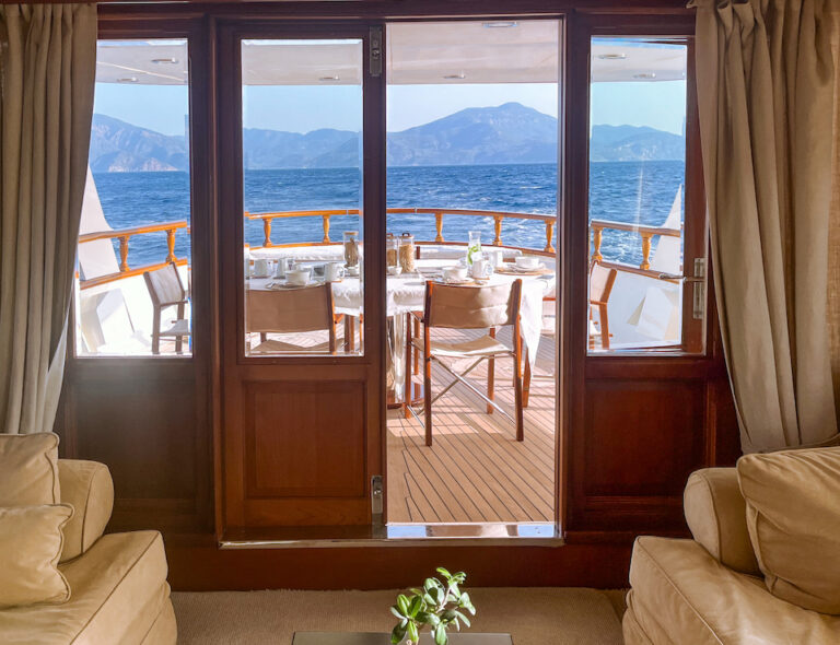 Aft Salon Doors