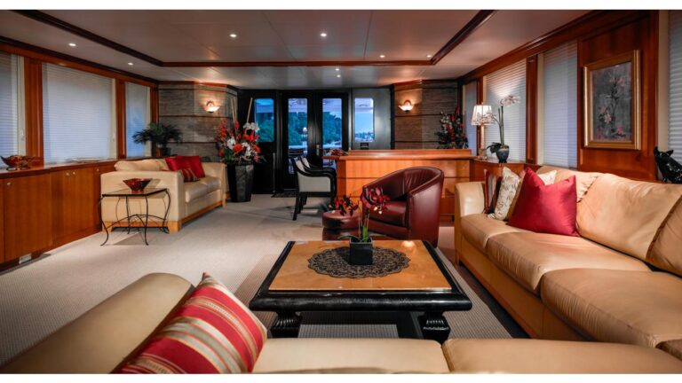 Main Deck Salon Alternative View