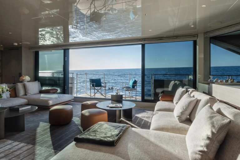 Main Salon Lounge And Fold Out Balcony