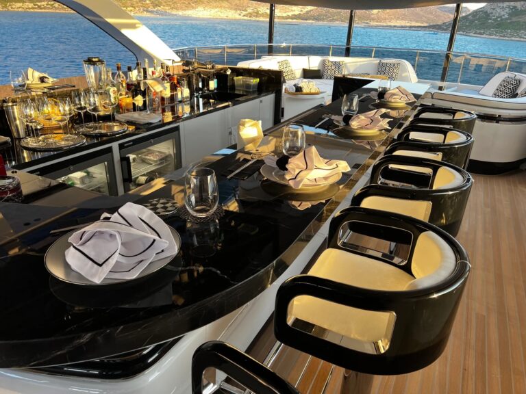 Sun Deck Bar