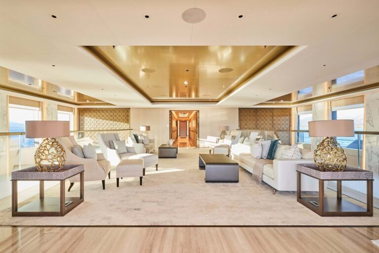 Upper Deck Salon