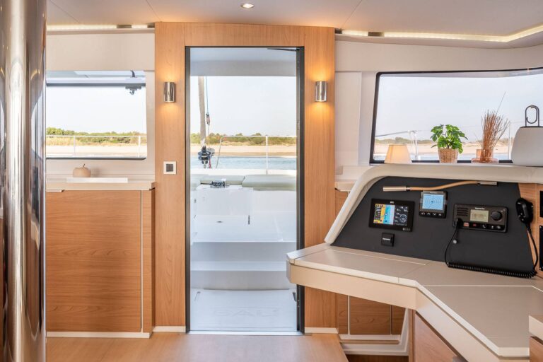 Forward Access To The Foredeck
