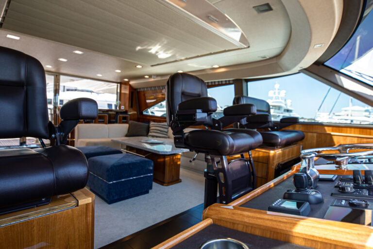 Main Helm In The Sky Lounge