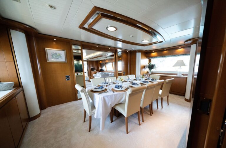 Main Salon Dining