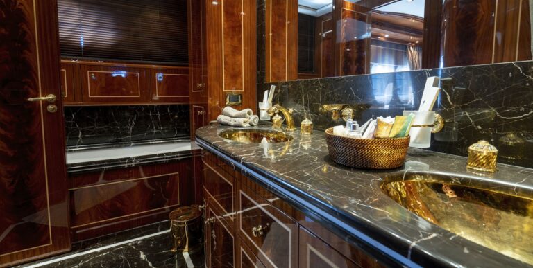 Master Ensuite