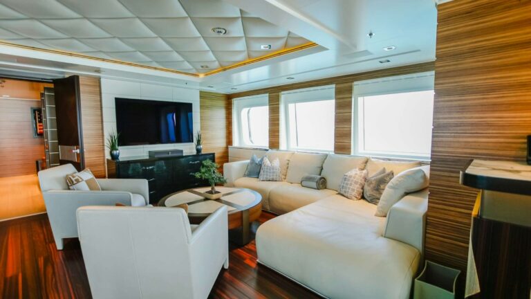 Bridge Deck Salon