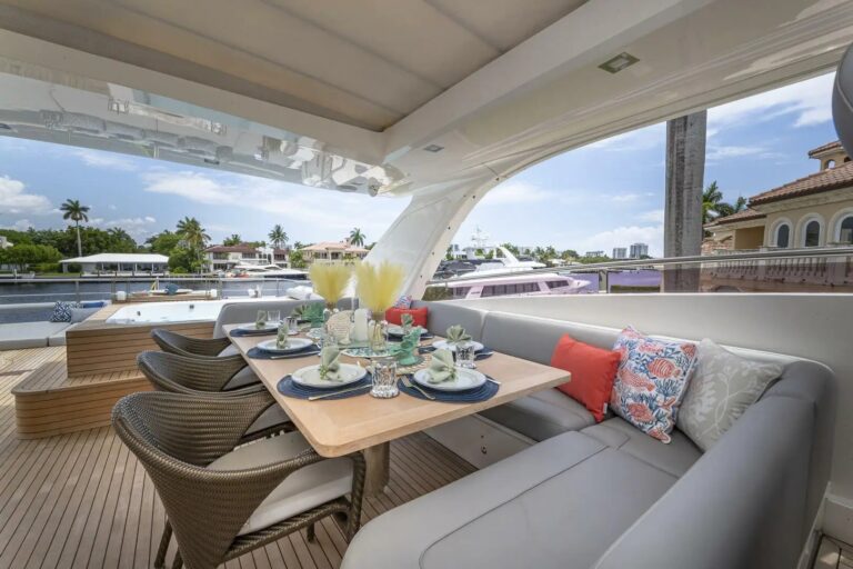 Sun Deck Dining