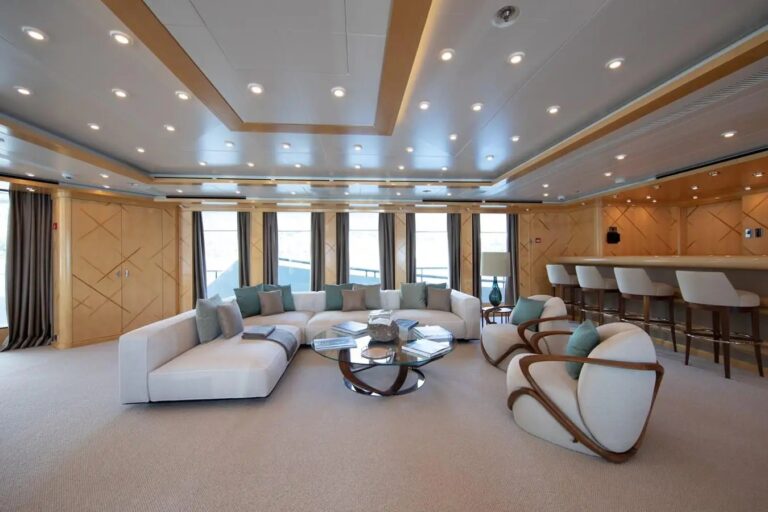 Upper Deck Salon