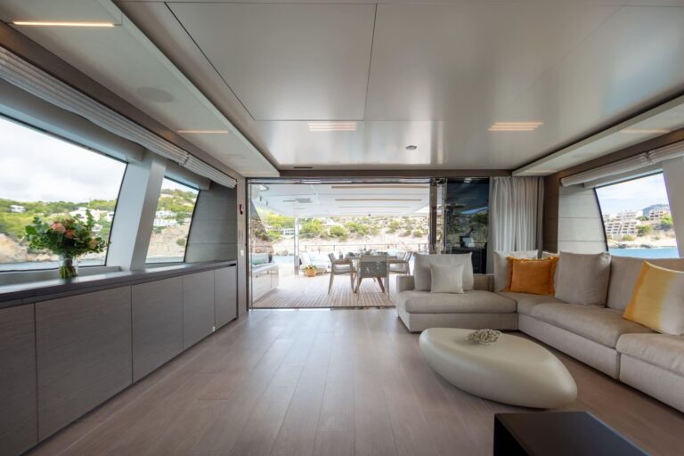Upper Deck Salon