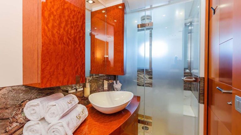 Flexible Double Ensuite