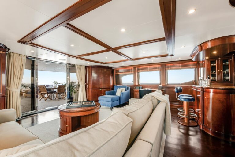 Bridge Deck Salon And Bar