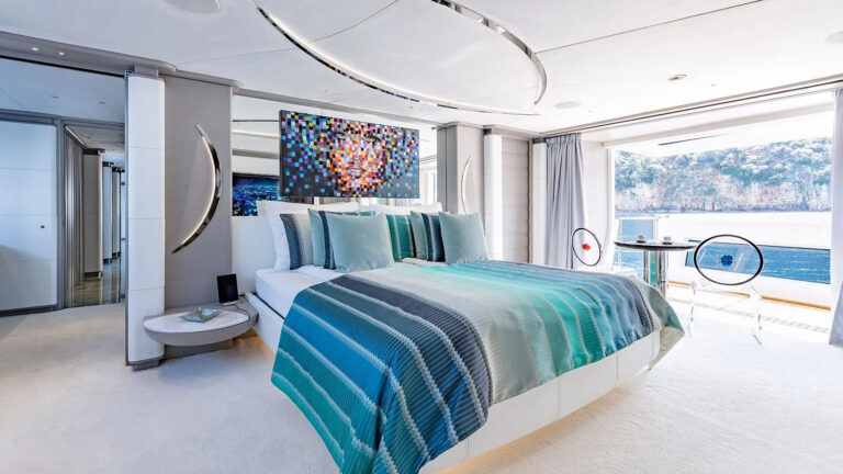 Main Deck Master Suite
