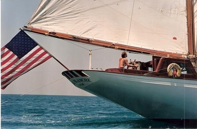 The 30m Yacht AILE BLANCHE